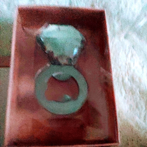 Future Bride Gift Pack with Countdown Calendar, Bottle Opener and More - Picture 3 of 4